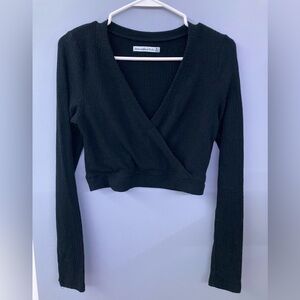 Abercombie & Fitch Black Ribbed Sweater V-Neck Long Sleeve Crop Top Size Medium